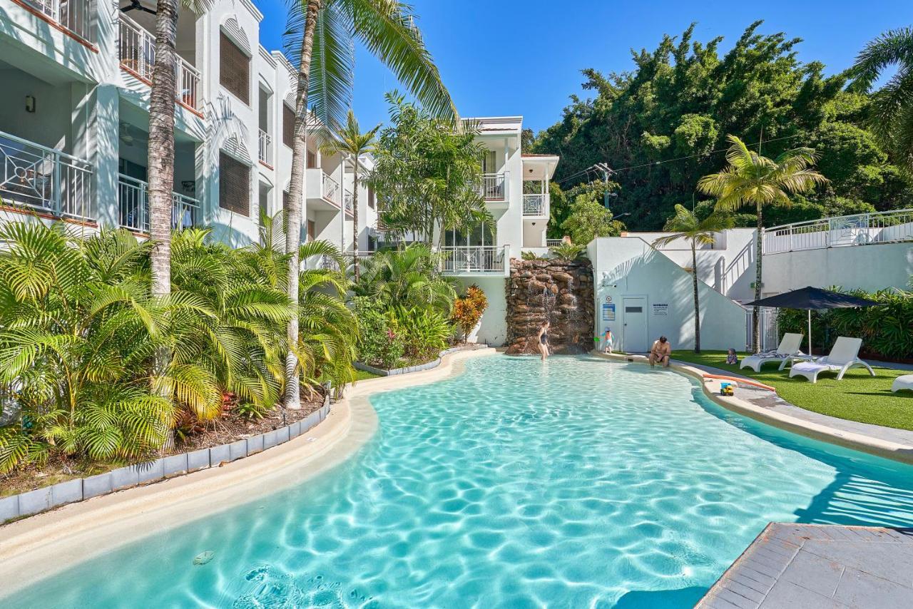 Alassio Apartments With Direct Pool Access Палм-Коув Экстерьер фото