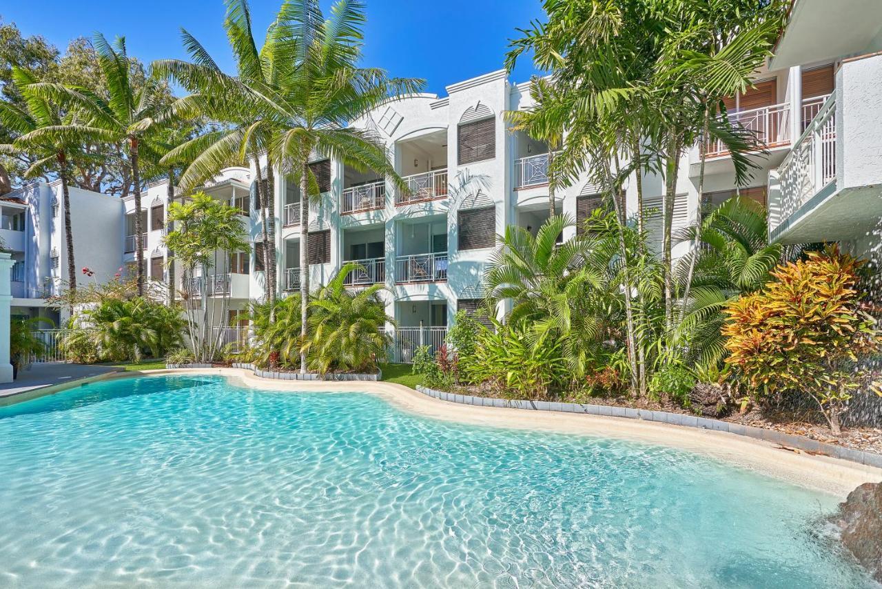 Alassio Apartments With Direct Pool Access Палм-Коув Экстерьер фото