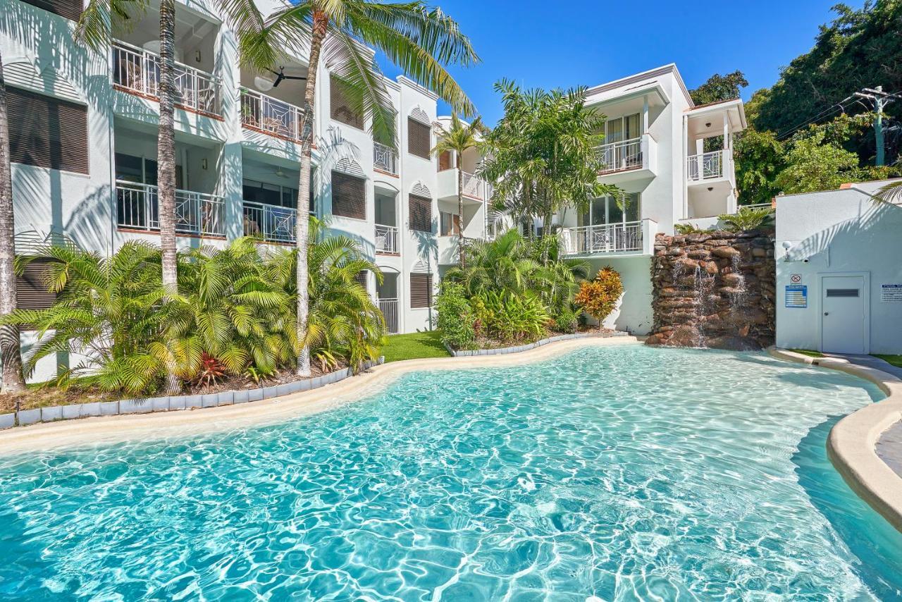 Alassio Apartments With Direct Pool Access Палм-Коув Экстерьер фото